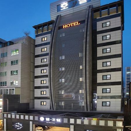 Bell Hotel Hwaseong Bagian luar foto