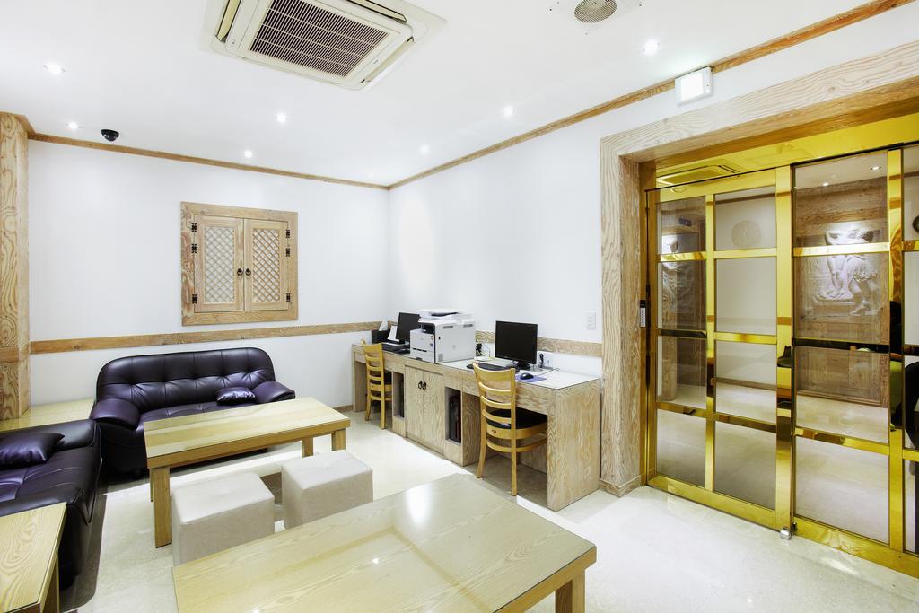 Bell Hotel Hwaseong Bagian luar foto