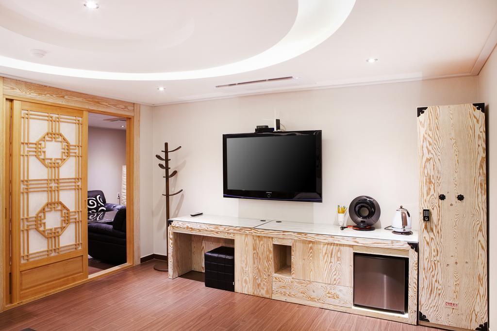 Bell Hotel Hwaseong Bagian luar foto